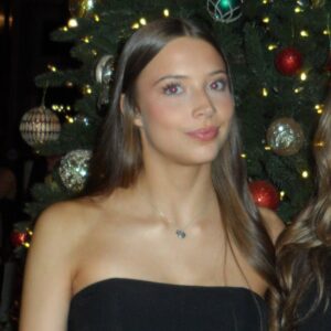 Picture of Lydia Wilson